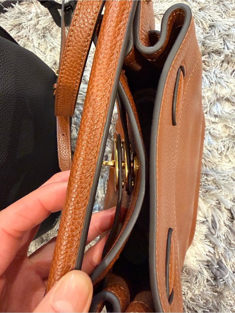 NWOT Mulberry Classic Leather Shoulder Bag in Cognac Brown, 9x8x5 in - Picture 4 of 5